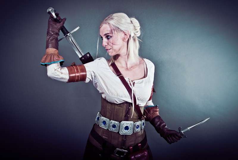 Yeni-Witcher-3-Cosplay-Geraltina-5