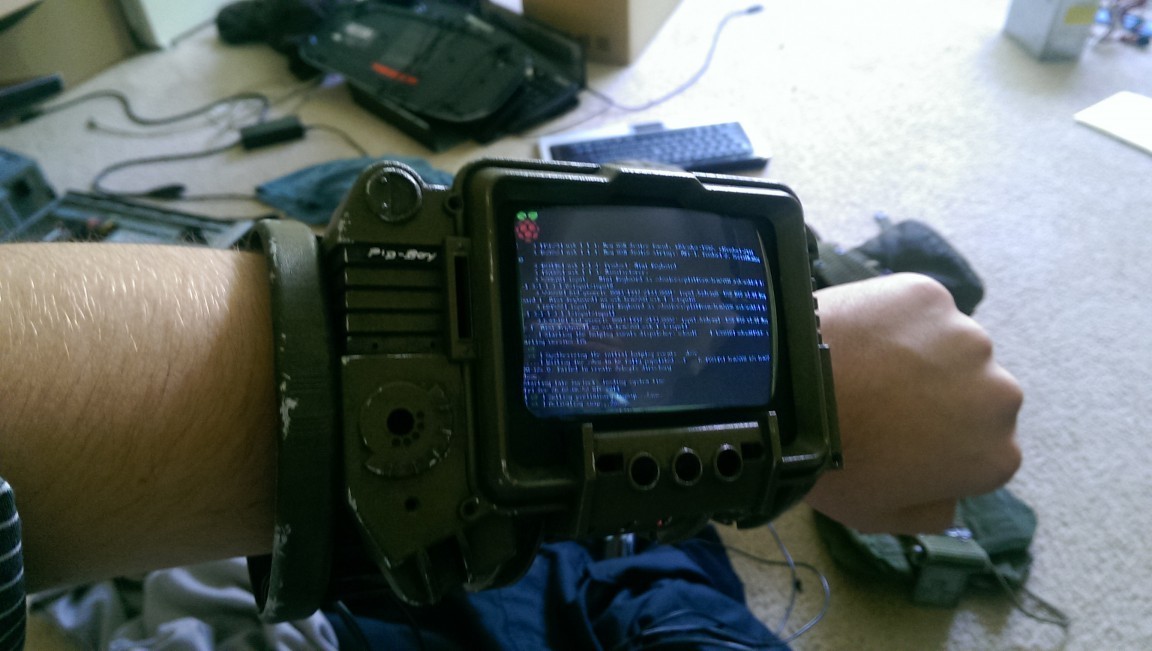fan_made_pip_boy_2-1152x651